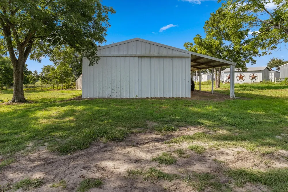 1619 S State Highway 237 Round Top, TX 78954