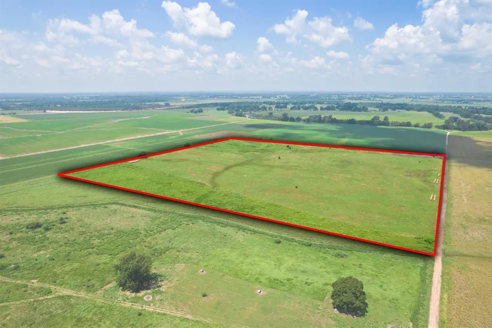 County Road 327 Navasota, TX 77868