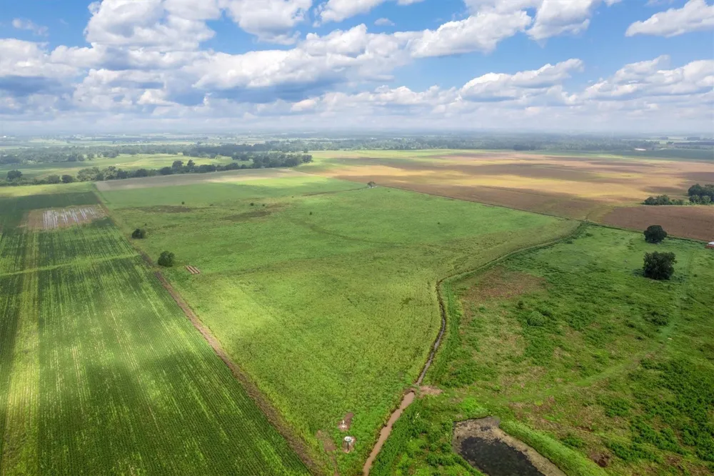 County Road 327 Navasota, TX 77868