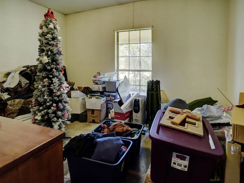 294 Lois Lane Paige, TX 78659