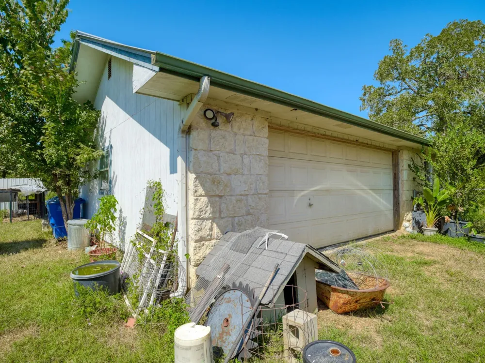 294 Lois Lane Paige, TX 78659