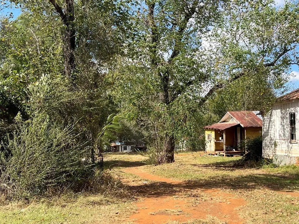 110 Bolivar St San Augustine, TX 75972
