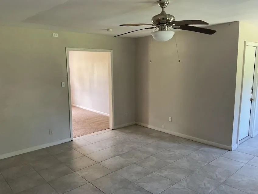 406 Wisteria Street Richwood, TX 77531