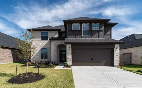 3823 Mulberry Farms Drive