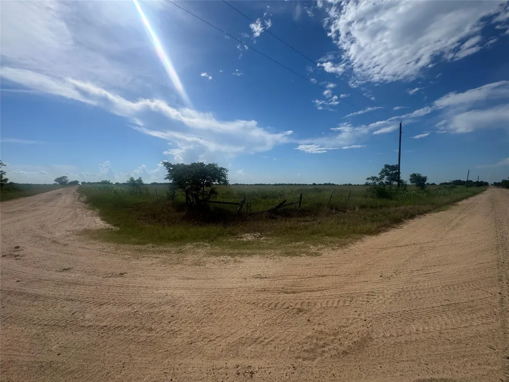 County Road 316 El Campo, TX 77437