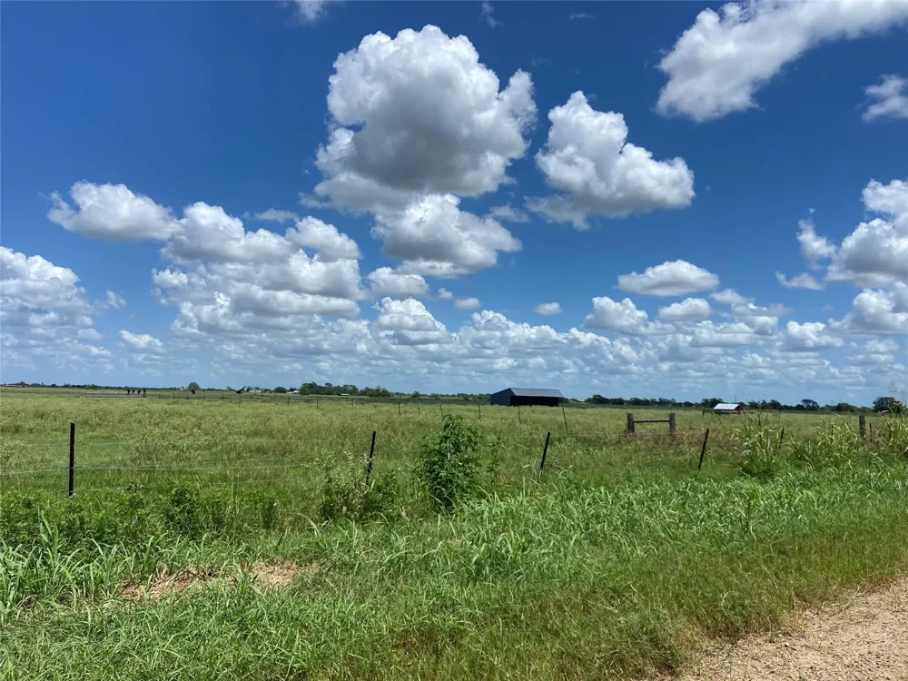 County Road 316 El Campo, TX 77437