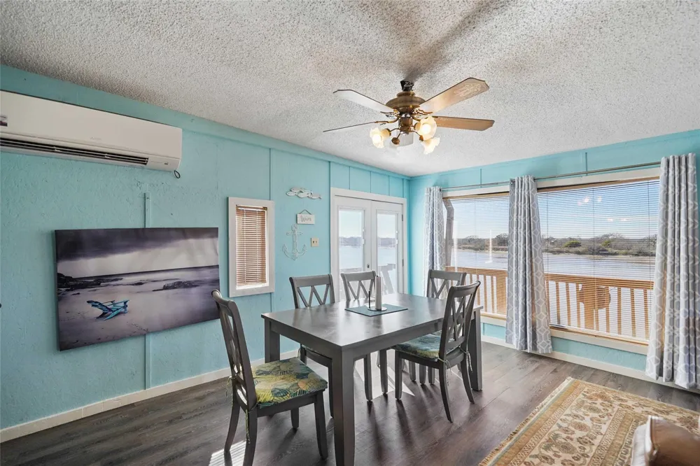 4258 Fm 2031 Beach Road Matagorda, TX 77457