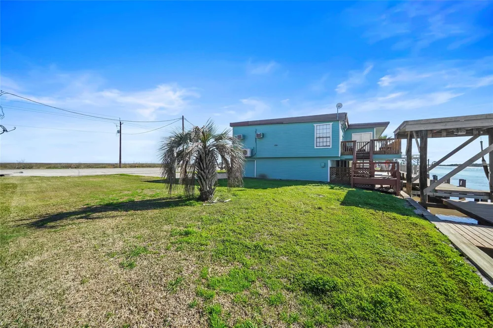 4258 Fm 2031 Beach Road Matagorda, TX 77457