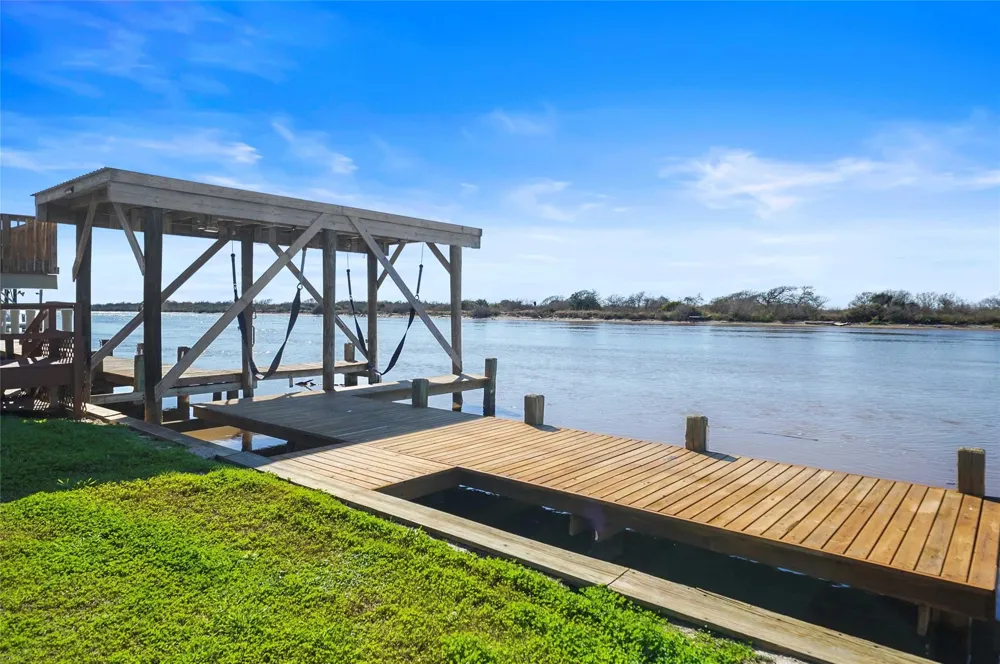 4258 Fm 2031 Beach Road Matagorda, TX 77457