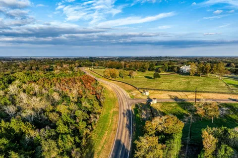 Sunshine Lot 16 Court