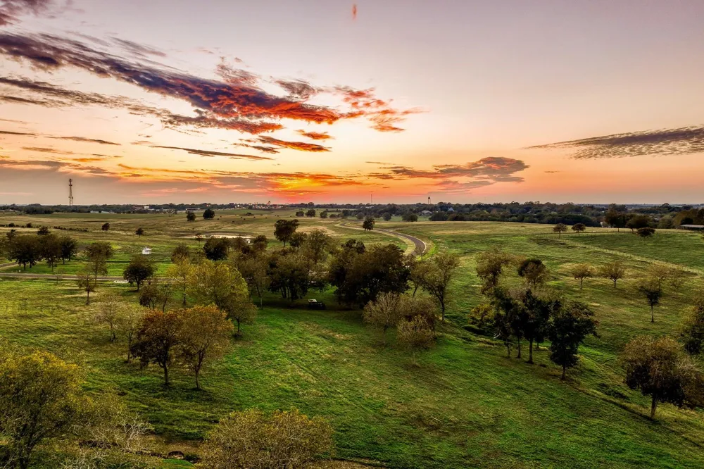 Sunny Hills, Lot 1 Drive Chappell Hill, TX 77426