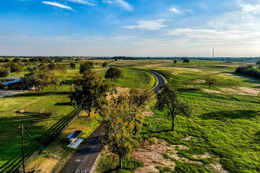Sunny Hills, Lot 1 Drive Chappell Hill, TX 77426
