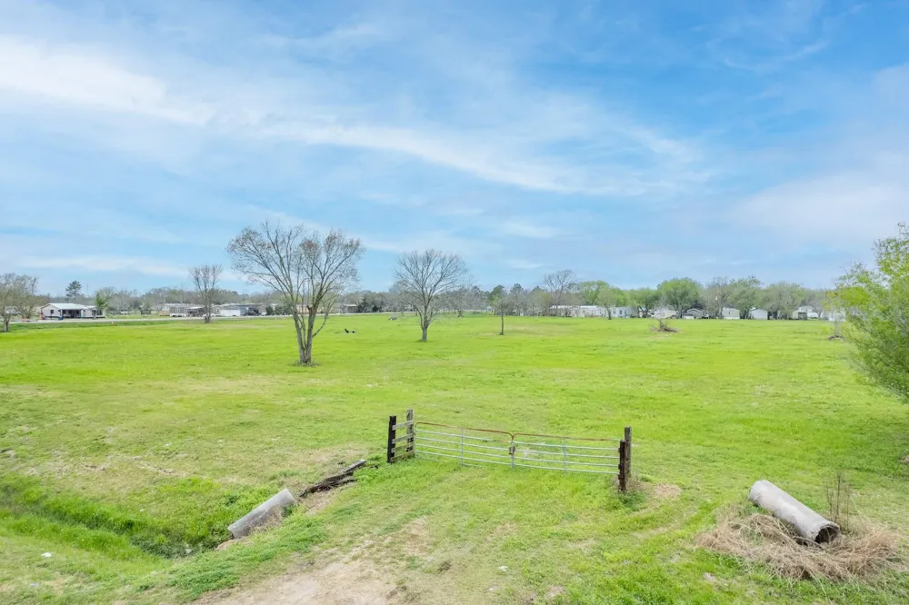 County Road 175 Pearland, TX 77584