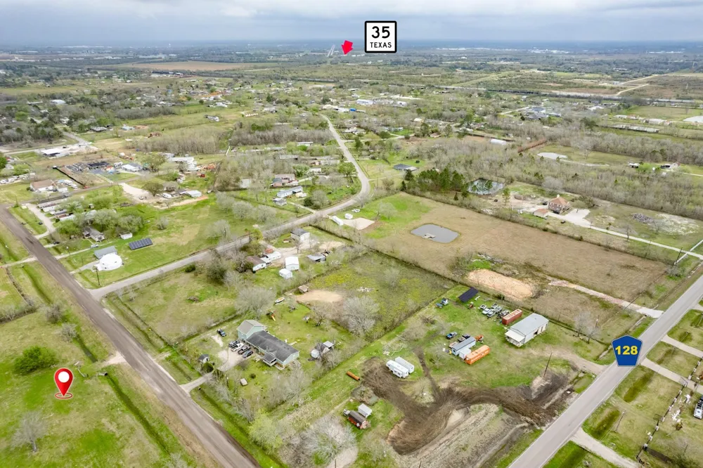 County Road 175 Pearland, TX 77584