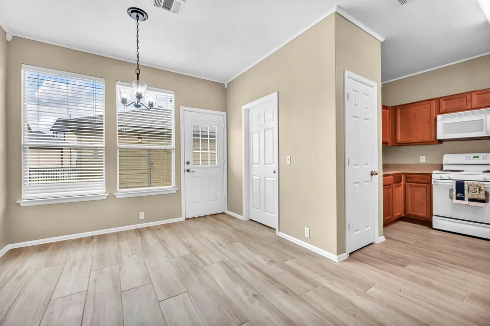 252 Newberry Trails San Marcos, TX 78666