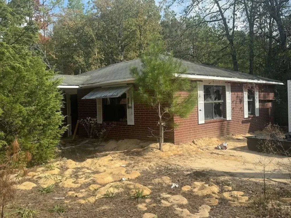 786 County Road 4070 Bon Wier, TX 75928