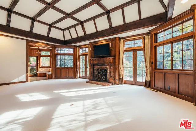 1509 STONE CANYON ROAD Bel Air, CA 90077