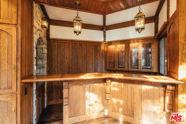 1509 STONE CANYON ROAD Bel Air, CA 90077