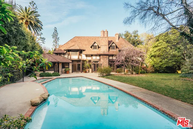 1509 STONE CANYON ROAD Bel Air, CA 90077