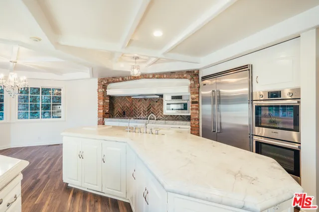 1509 STONE CANYON ROAD Bel Air, CA 90077