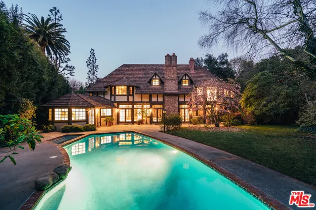 1509 STONE CANYON ROAD Bel Air, CA 90077