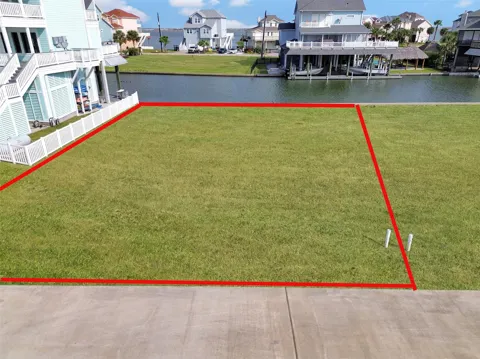 510 Neptune Circle