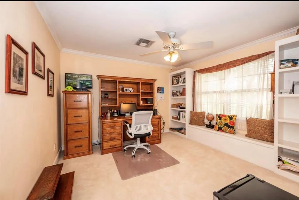 464 River Road Angleton, TX 77515