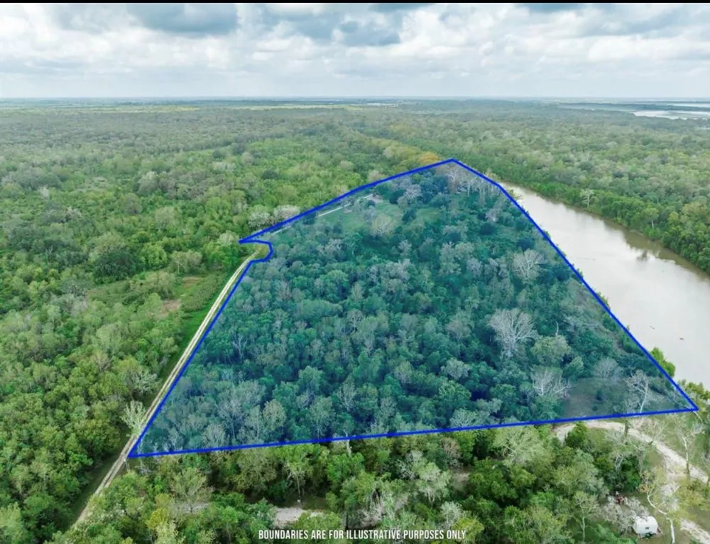 464 River Road Angleton, TX 77515