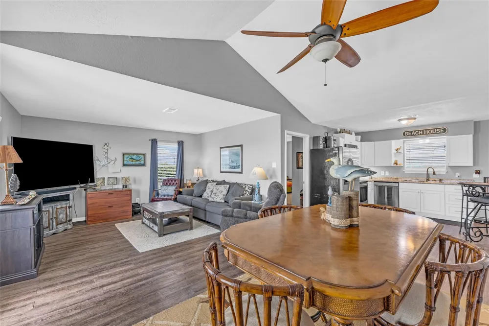 966 Mr G Crystal Beach, TX 77560