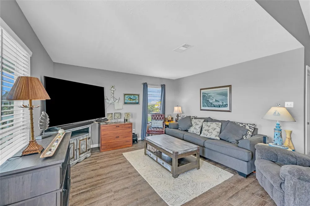 966 Mr G Crystal Beach, TX 77560