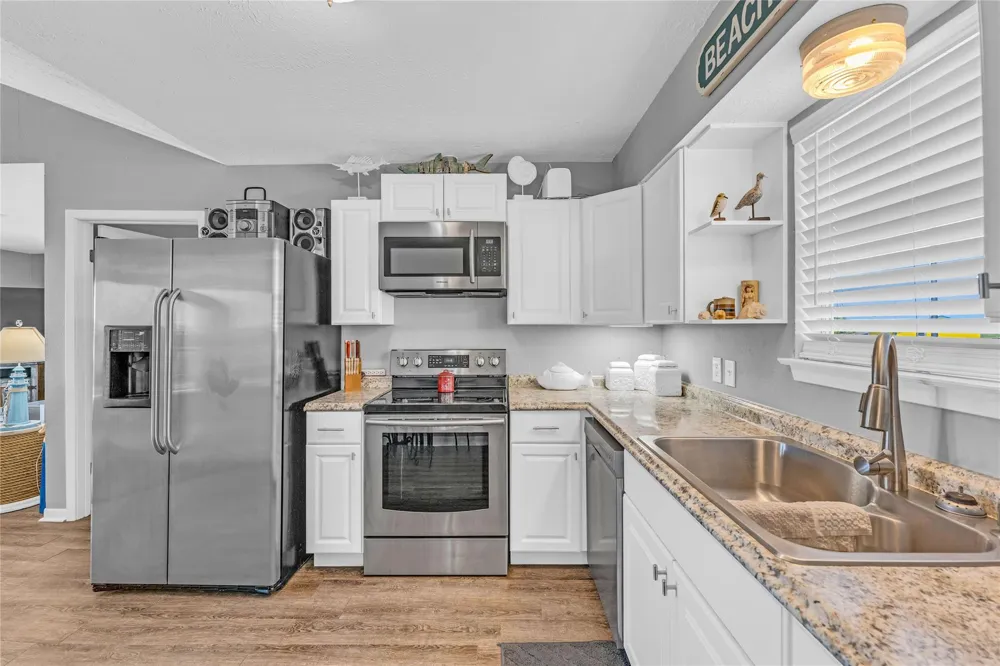 966 Mr G Crystal Beach, TX 77560