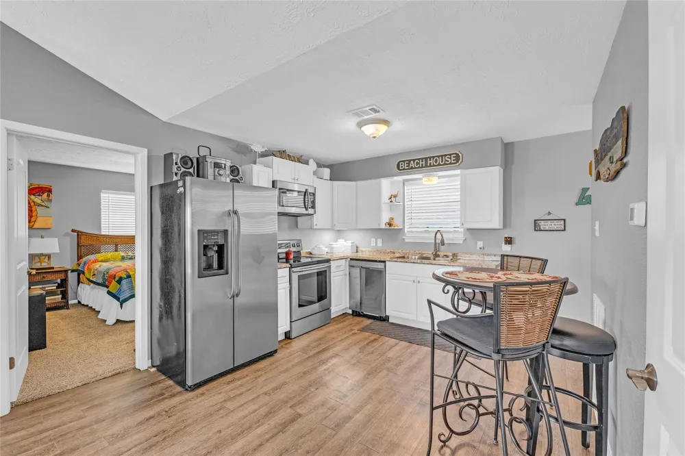 966 Mr G Crystal Beach, TX 77560