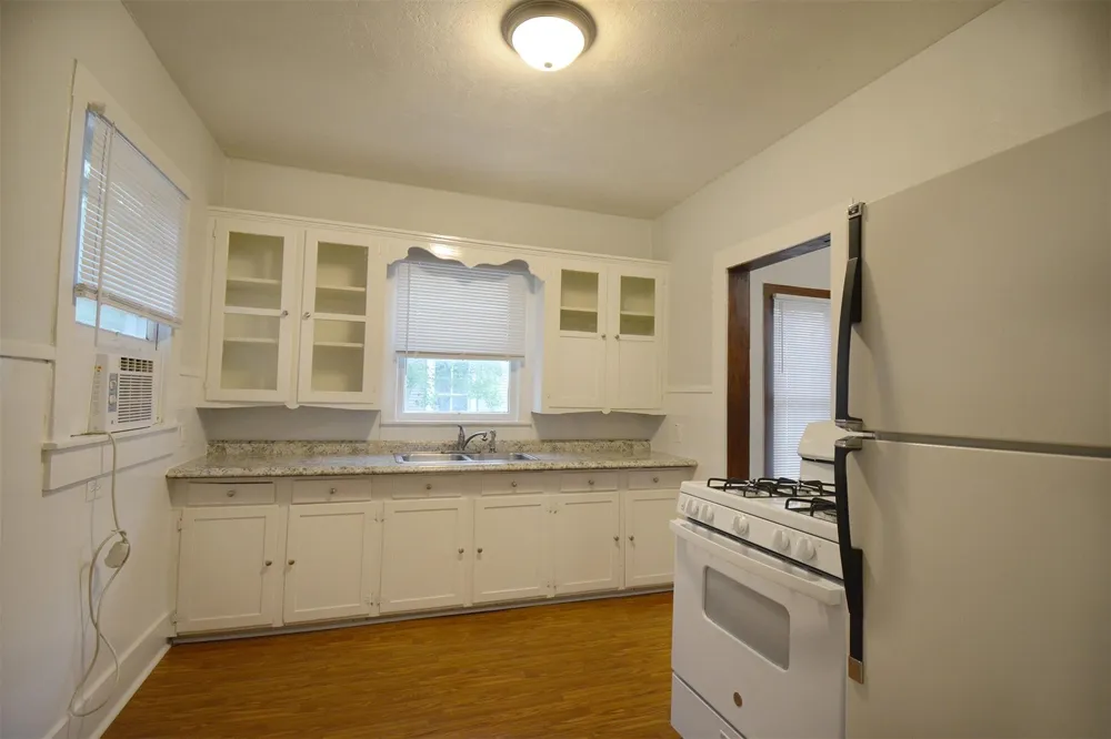 1003 Park Street Brenham, TX 77833