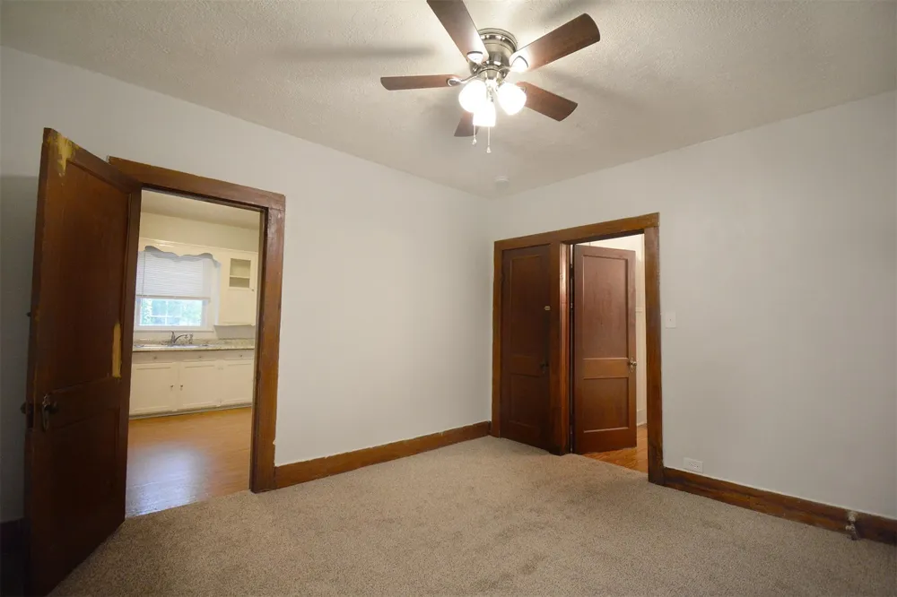 1003 Park Street Brenham, TX 77833