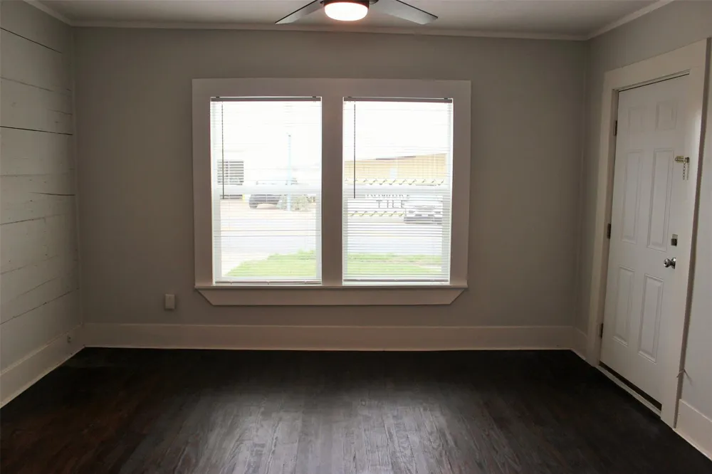 1003 Park Street Brenham, TX 77833