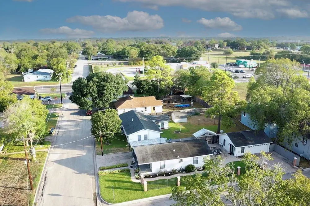 1003 Park Street Brenham, TX 77833
