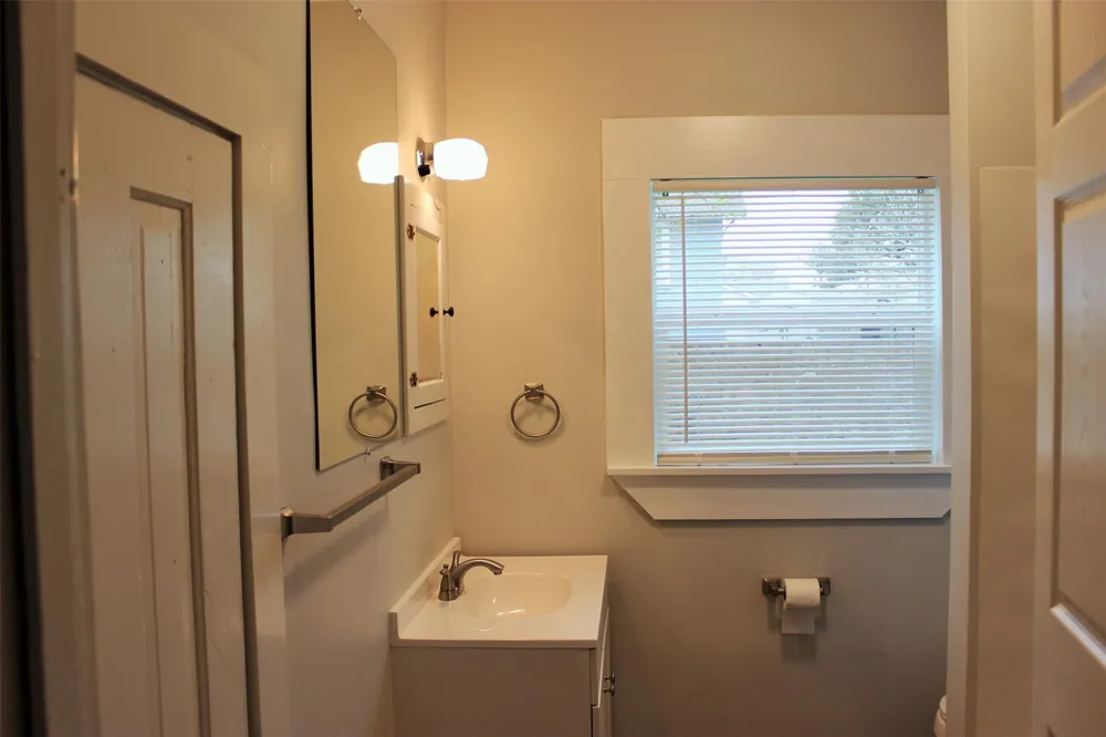 1003 Park Street Brenham, TX 77833
