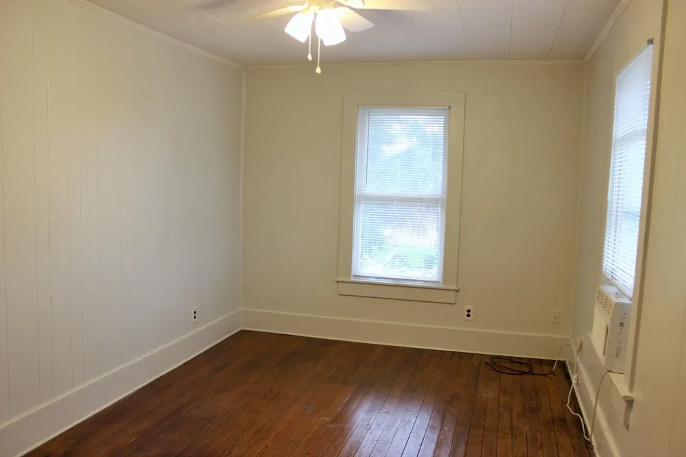 1003 Park Street Brenham, TX 77833