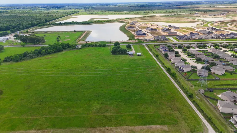 16070 Warren Ranch Road Hockley, TX 77447
