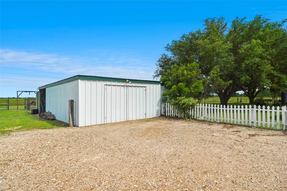 16070 Warren Ranch Road Hockley, TX 77447