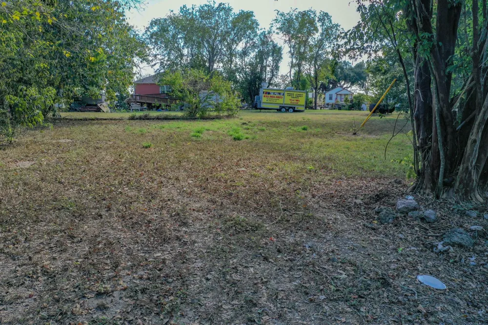 1617 Azalea Drive Wharton, TX 77488