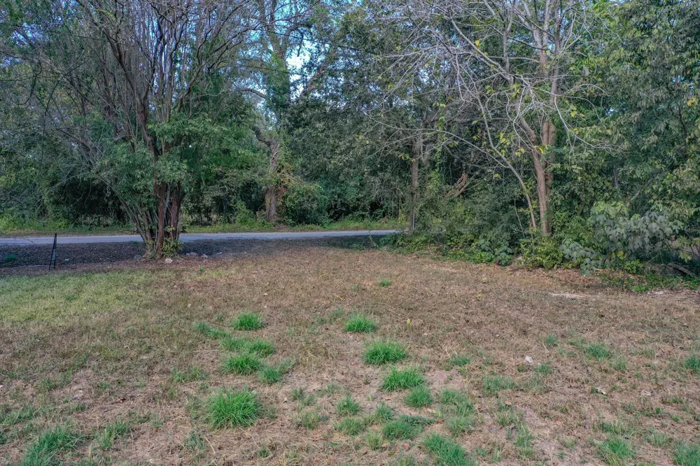 1617 Azalea Drive Wharton, TX 77488