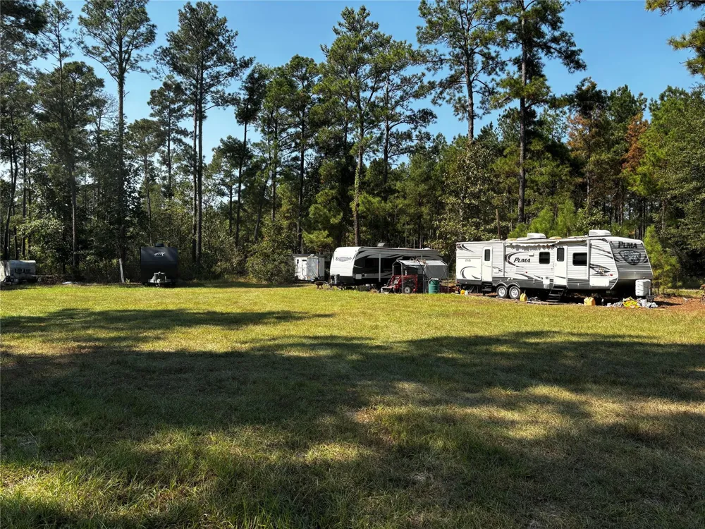 3 Trinity Lady Park Road W Trinity, TX 75862