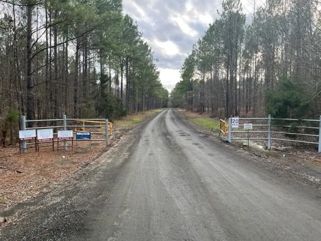 4 Private Rd Waskom, TX 75962