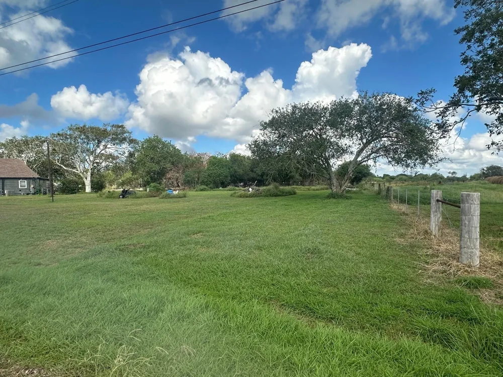 1316 Brownson Victoria, TX 77905