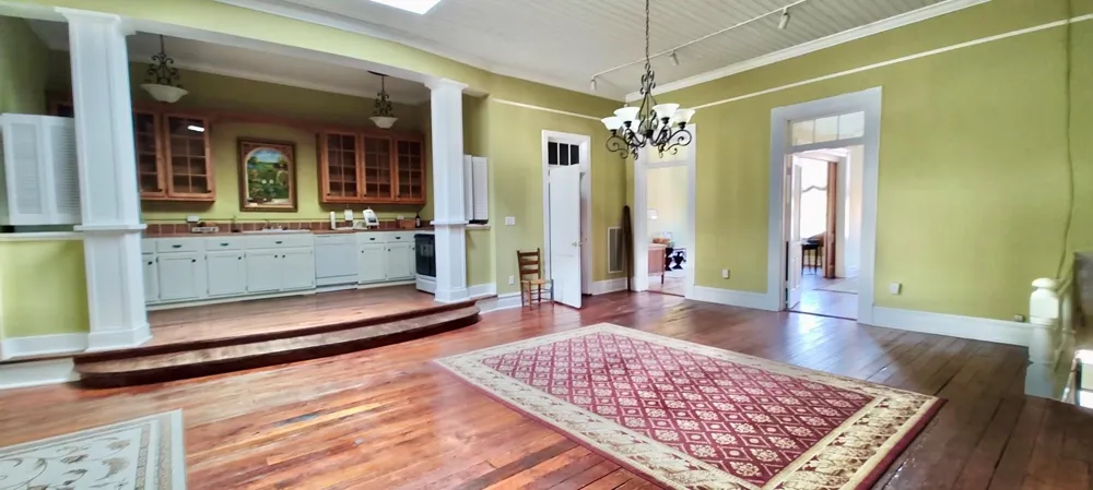 20 E Robert Toombs Washington, GA 30673