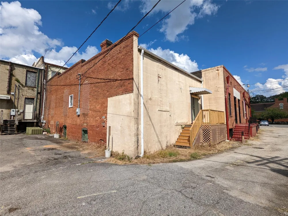 20 E Robert Toombs Washington, GA 30673
