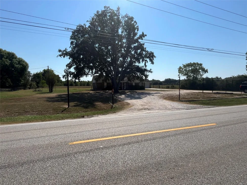 13927 Boudreaux Road Tomball, TX 77377
