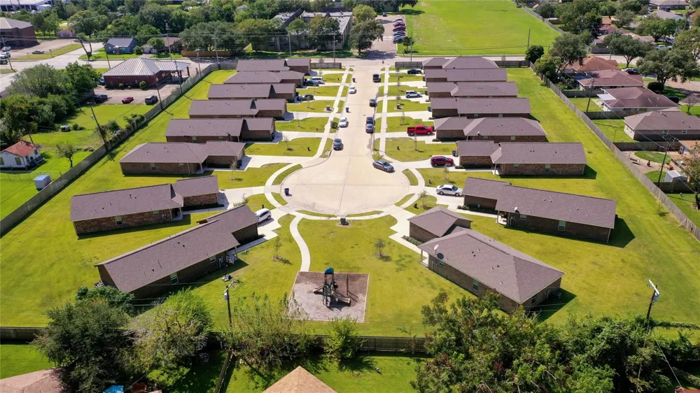 2401 14th Avenue Texas City, TX 77590