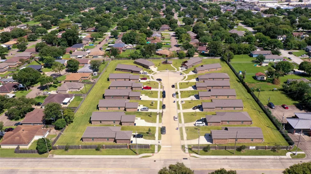 2401 14th Avenue Texas City, TX 77590